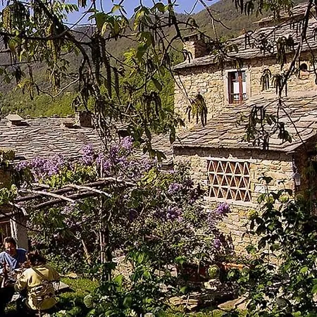 Village Heights Aparthotel Cortona